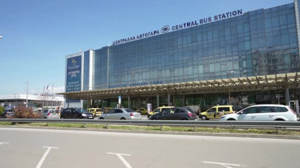 Sofia Bulgarien Maj 2023 Utvändig Utsikt Över Centralstationen Stadens Centrum — Stockvideo