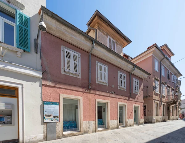 stock image Koper, Slovenia. July 2, 2023. view of the external facade of the ancient Belgramoni - Tacco palace in the city centre