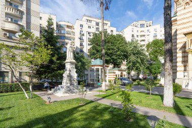 Bükreş, Romanya. 24 Mayıs 2024 Domnita Balasa Kilisesi 'nin şehir merkezindeki dış görünüşü.