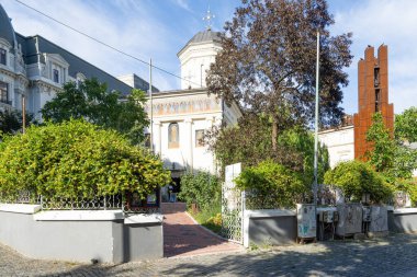 Bükreş, Romanya. 24 Mayıs 2024. Şehir merkezindeki St. Demetrius Kilisesi 'nin dış görünüşü