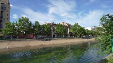 Bükreş, Romanya. 24 Mayıs 2024. Şehir merkezindeki Romanya Merkez Bankası 'nın dış görünümü