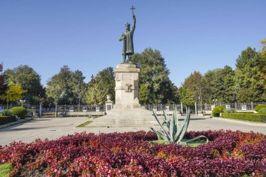 Chisinau, Moldova. 24 Ekim 2024. Şehir merkezindeki Büyük Stephen Anıtı.