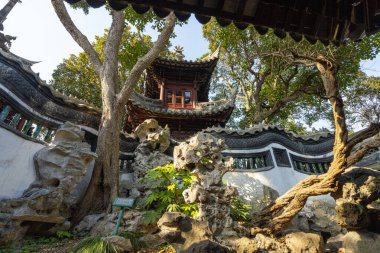 Şangay, Çin. 8 Ocak 2025. Ming Hanedanlığı 'nın Jiang döneminde inşa edilen Yu bahçesinin iç mimarisi (1559)).