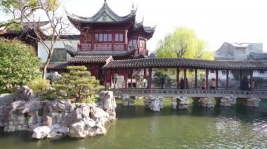 Şangay, Çin. 8 Ocak 2025. Ming Hanedanı 'nın Jiang döneminde inşa edilen Yu bahçesinin iç mimari görüşü (1559)).