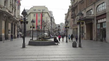 Belgrad, Sırbistan. 22 Mart 2025 tarihi şehir merkezindeki Kneza Mihaila Bulvarı manzarası