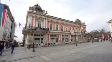 Belgrad, Sırbistan. 22 Mart 2025 tarihi şehir merkezindeki Kneza Mihaila Bulvarı manzarası