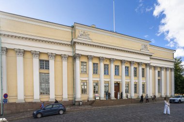 Helsinki, Finlandiya. 26 Ağustos 2025. Şehir merkezindeki Finlandiya Ulusal Kütüphanesi 'nin dış görüntüsü.