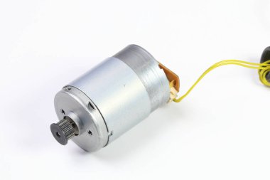 Elektrik DC motorları (AC servo motor, DC fırçasız motor ve hız kontrol cihazıyla birlikte doğrudan elektrik akımıyla çalışan basamaklı motor).