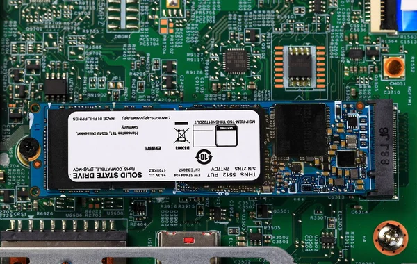 Ssd Pcle Nvme Green Motherboard Background — 图库照片