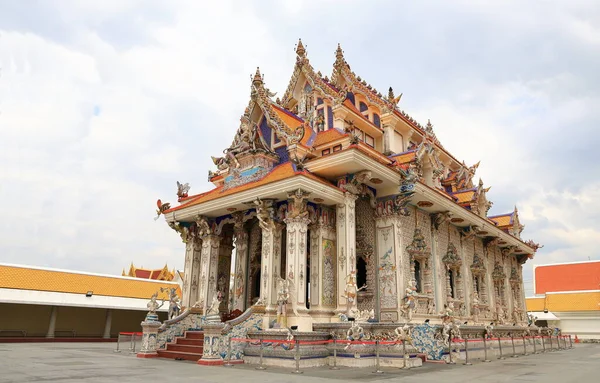 Church Wat Pariwat Ratchasongkram Contemporary Art Buddhist Church Bangkok — Stock Photo, Image