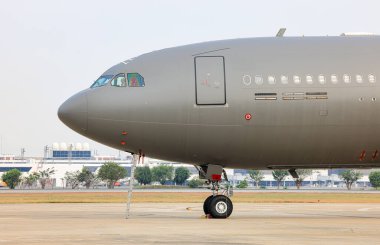 Airbus A330 Multi Role Tanker Transport (MRTT), Tayland 'da hava gösterisinde hava yakıt ikmali ve askeri nakliye uçakları.