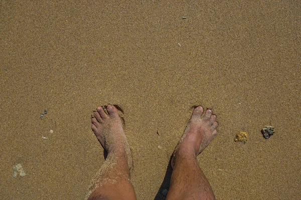 Para Stóp Stojących Plaży — Zdjęcie stockowe