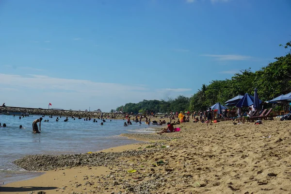 Sanur Bali 2022 Október Sanur Beach Reggel Tele Turistákkal Nyaralni — Stock Fotó