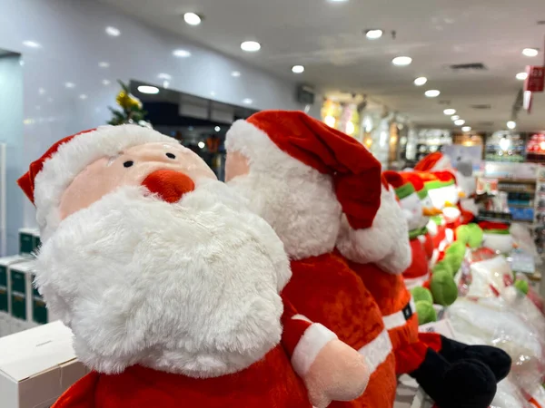 Panenka Santa Clause Řady Panenek Santa Clause Polici Obchodě Vítám — Stock fotografie