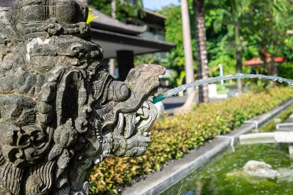 Douche Als Tuindecoratie Typisch Voor Balinese Cultuur — Stockfoto