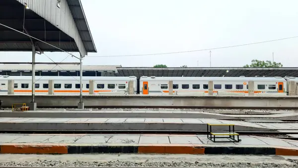 Şehirdeki tren istasyonu.