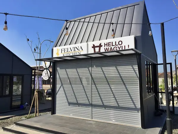 Şehrin modern binası