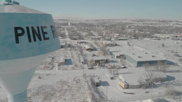 Tél Pine Ridge Nél Indiai Rezervátum Víztornya Kilátással Közösségre — Stock videók