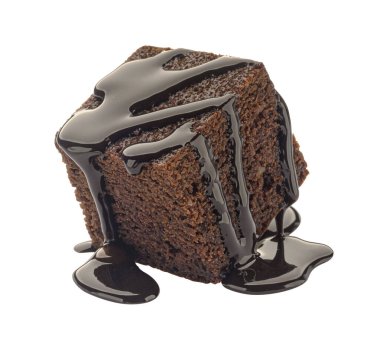 Erimiş çikolata kremalı brownie parçası kesme yolu ile beyaz arka planda izole