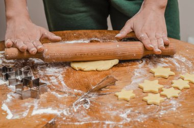 Preparation of sweet biscuits in the shape of the Star of David