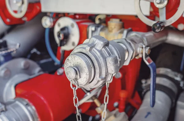 Wasserpumpe Feuerwehrauto Feuer Verunreinigt Pumprohre — Stockfoto