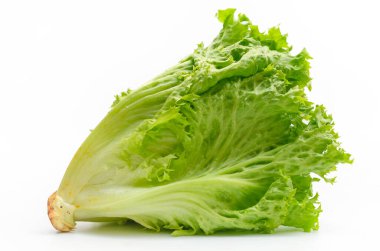 Bir demet taze yeşil salata. Beyaz arka plan, izole. Sağlıklı bitkisel beslenme. Yan görünüm