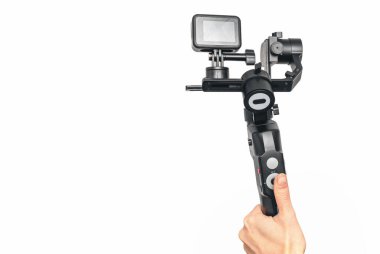 Akıllı telefonlar için dengeleyici, aksiyon kameraları. Dengeli ve sakin hareketlerle video ve fotoğraf çekmek