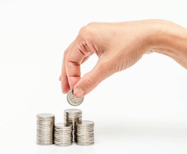 Paraları beyaz arkaplanda istifler