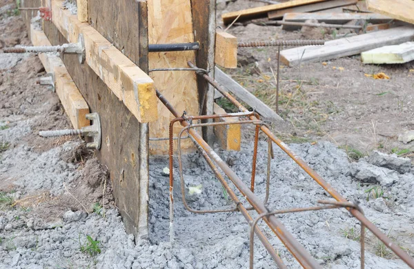 Close Concrete Footer Slabs Pour Concrete Footings Wooden Slabs Reinforcing — Stock Photo, Image