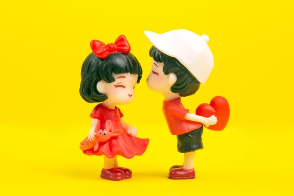 Miniature People Figures Game Romantic Couple Young People Boy Lovingly — Photo