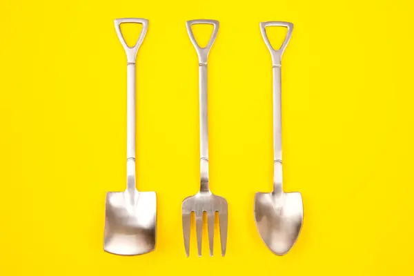 Decorative Fork Spoons Form Spades Colored Background Food Tools — Stok fotoğraf