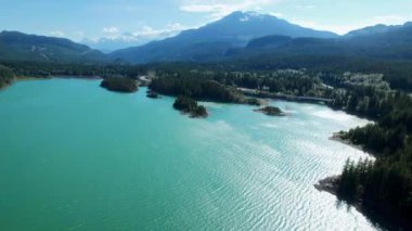 British Columbia, Kanada, Dağ Gölü Havacılığı