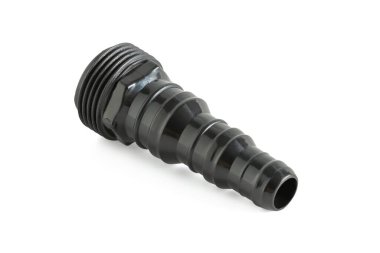 Su ya da vakum hortumu, düşük basınçlı bahçe ürününün bileşenleri kesme yolu olan beyaz bir arka planda izole edilmiş. Yakın plan.