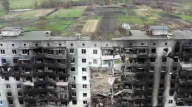 Borodyanka, Rus işgalinden sonra 2022 Nisan 'ında 4K' lık yüksek kalite insansız hava aracı imha edildi.