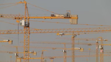 Suudi Arabistan Krallığı 'ndaki inşaat alanında. Yüksek kalite 4k görüntü