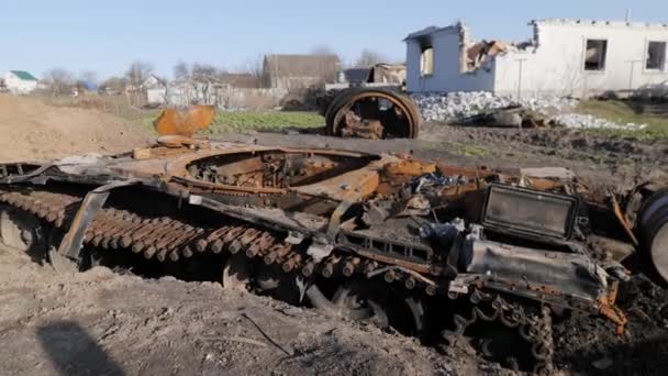 Bilden Fångar Förödande Efterdyningarna Bombattacker Ukraina Skildrar Förstörda Hus Och — Stockvideo