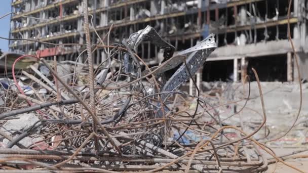 Consequências Bombardeamento Kiev Ucrânia Primavera 2022 Centro Comercial Destruído Mostrado — Vídeo de Stock