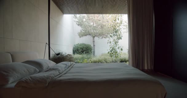 Modern Bedroom Glass Wall Pan Left View Comfortable Bed Located — Stok video
