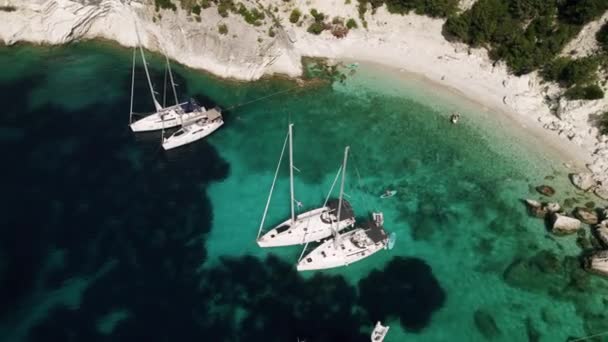 Yachting Luxury Sail Boat Summer Luxury Modern Boat Trip White — Stockvideo