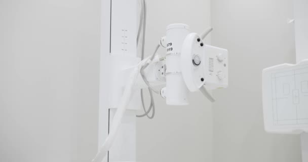 Moderner Röntgenraum Röntgengerät Studie Des Menschlichen Körpers Moderne Technologien Der — Stockvideo
