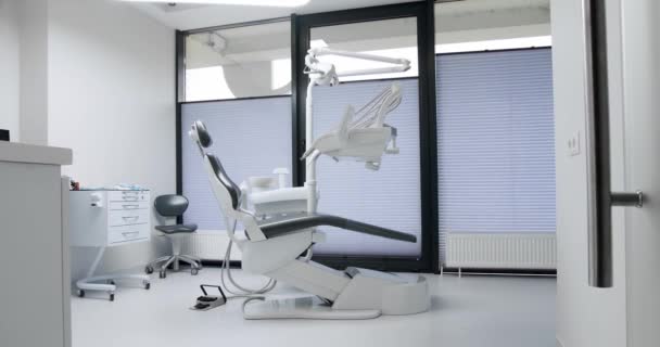 Modern Room Dental Chair Medical Equipment Modern Dental Office Dental — Stock videók