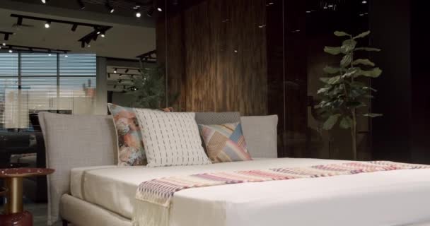 Elegancki Wystrój Wnętrz Minimalistyczna Sypialnia Minimalistyczny Skandynawski Styl Wnętrza Elegancka — Wideo stockowe