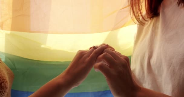 Šťastný Lesbický Pár Láska Romantický Lesbický Pár Užívá Dívka Nasazovala — Stock video