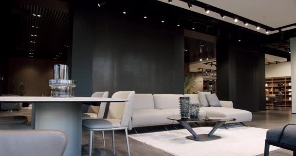 Bej Beyaz Mobilyalı Modern Minimalist Oturma Odası Konforlu Modern Köşesi — Stok video