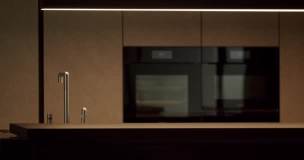 具有简约室内设计的现代化厨房 集成家用电器的橱柜 铬水龙头和玻璃表面的人影 — 图库视频影像