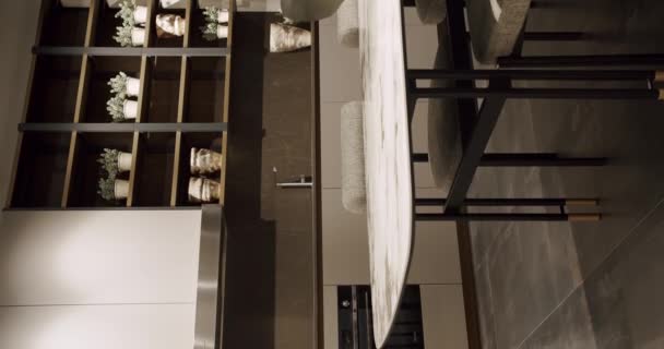 Moderne Und Geräumige Küche Immobilien Luxusküche Mit Insel Modernes Interieur — Stockvideo