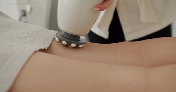 Santé Beauté Massage Pour Réduire Cellulite Avec Système Massage Électronique — Video