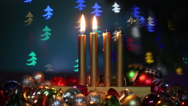 四季降临 四支蜡烛在燃烧 合适的背景 — 图库视频影像