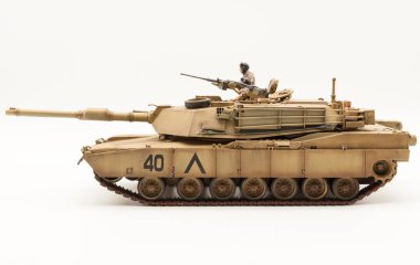 Amerikan M1A1 Abrams 120mm top ana tankı 135 ölçekli Model Tamiya