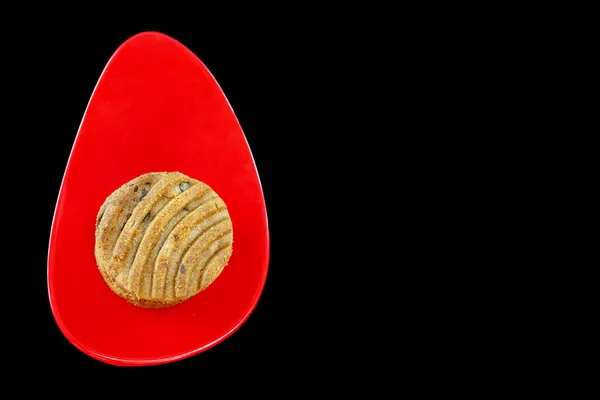 Cokelat Chip Cookies Atau Biskuit Terisolasi Latar Belakang Hitam Salin — Stok Foto